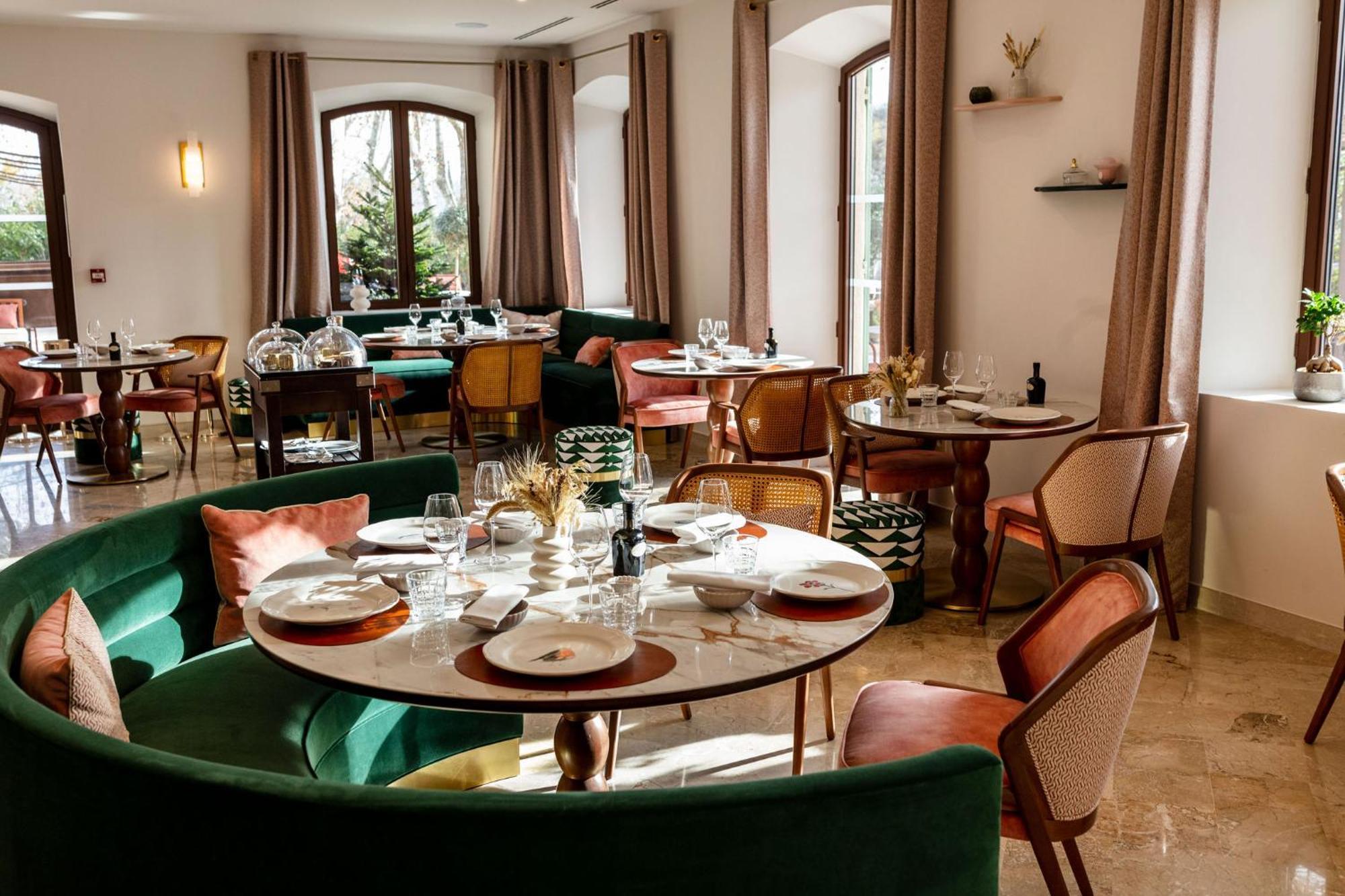 Hotel Et Restaurant La Bastide Bourrelly - Mathias Dandine Cabriès Екстериор снимка