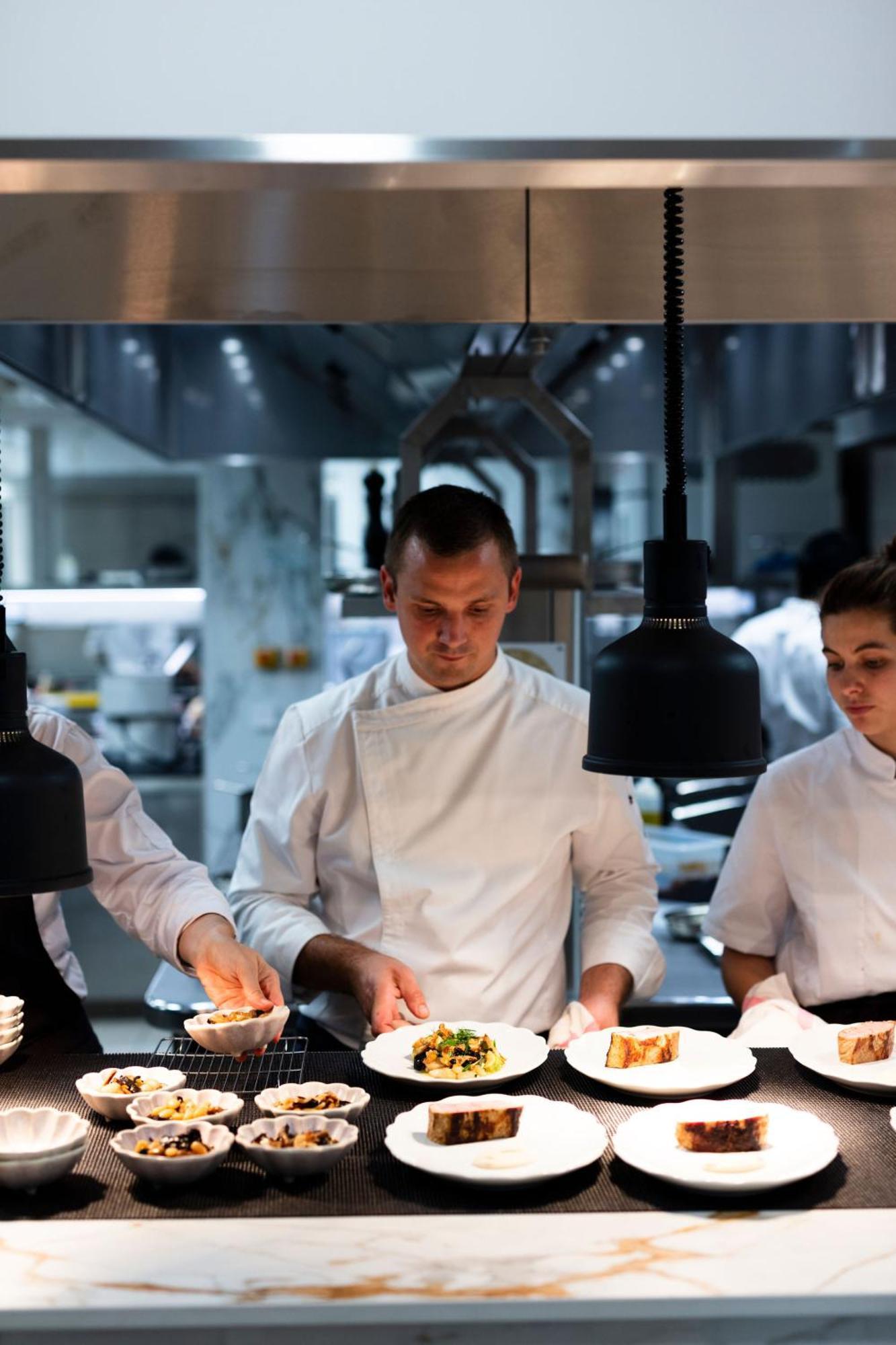 Hotel Et Restaurant La Bastide Bourrelly - Mathias Dandine Cabriès Екстериор снимка